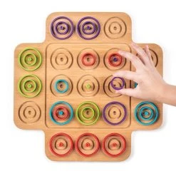 Spin Master Ltd. Board Games Otrio (Deluxe Edition)