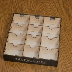 The Broken Token Broken Token - Sleeved Card Game Organizer