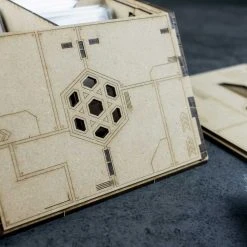 Import Games The Dicetroyers - Deck Holder: Crate Version (500 Standard Size Sleeved Cards) (Italy Import)