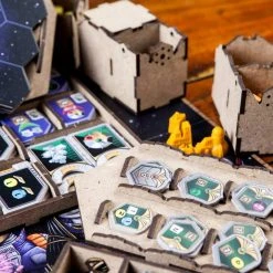 The Dicetroyers - Gaia Project (Italy Import) Import Games