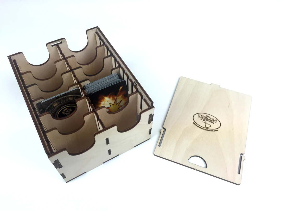 The Broken Token Broken Token - Mini Card Case 4 The Broken Token Broken Token - Mini Card Case